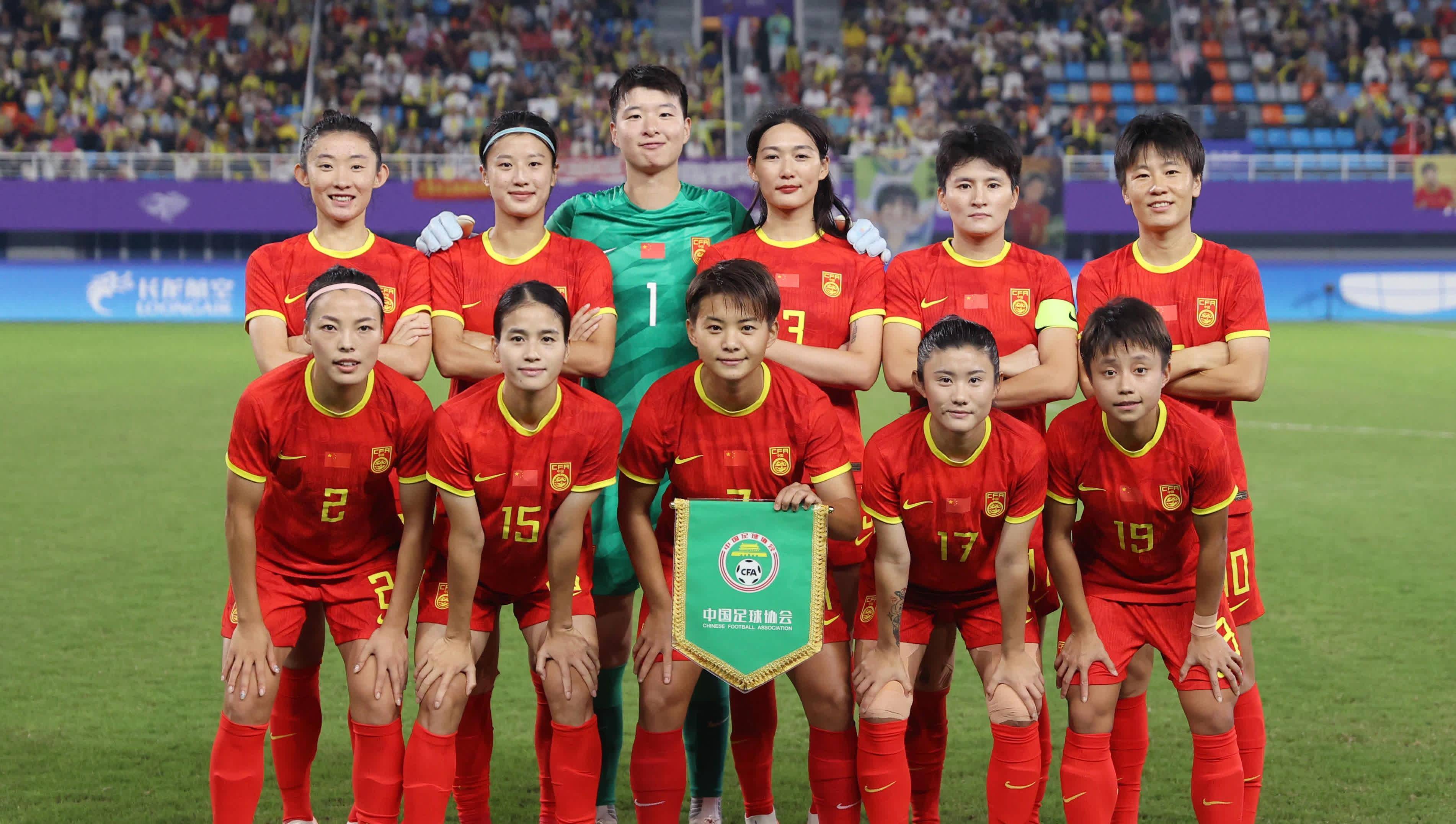 包含亚洲女足赛事展现实力，球员表现优异的词条