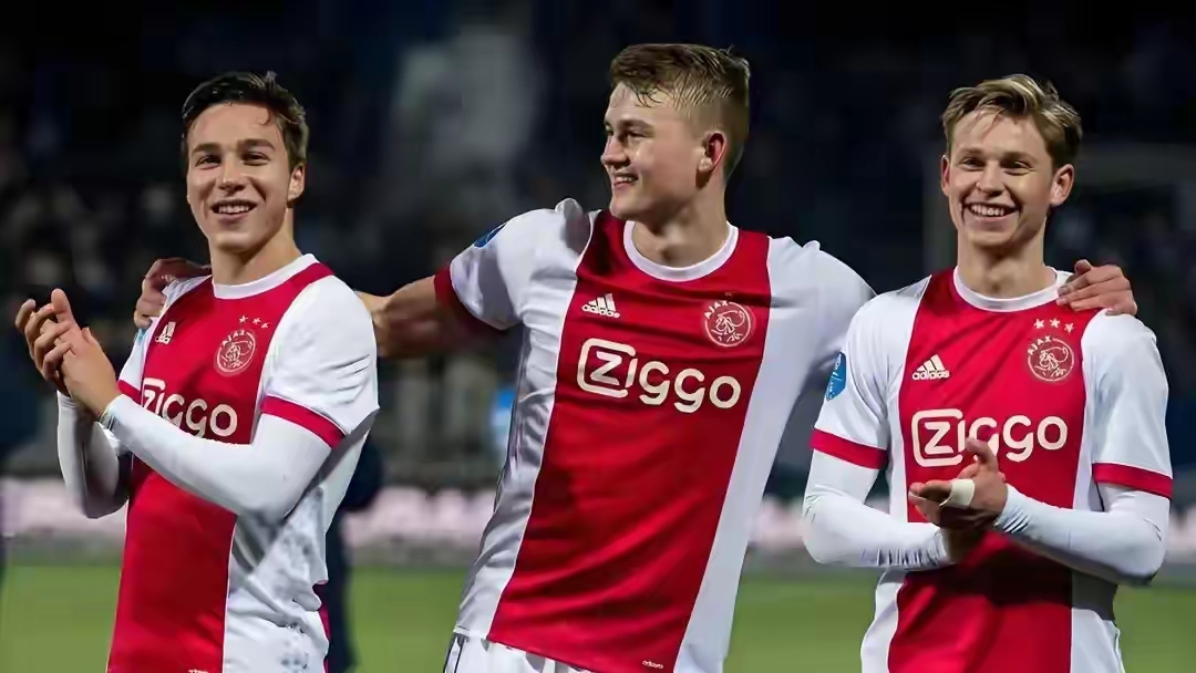 开云体育中国-比利时队击溃荷兰队，晋级上届