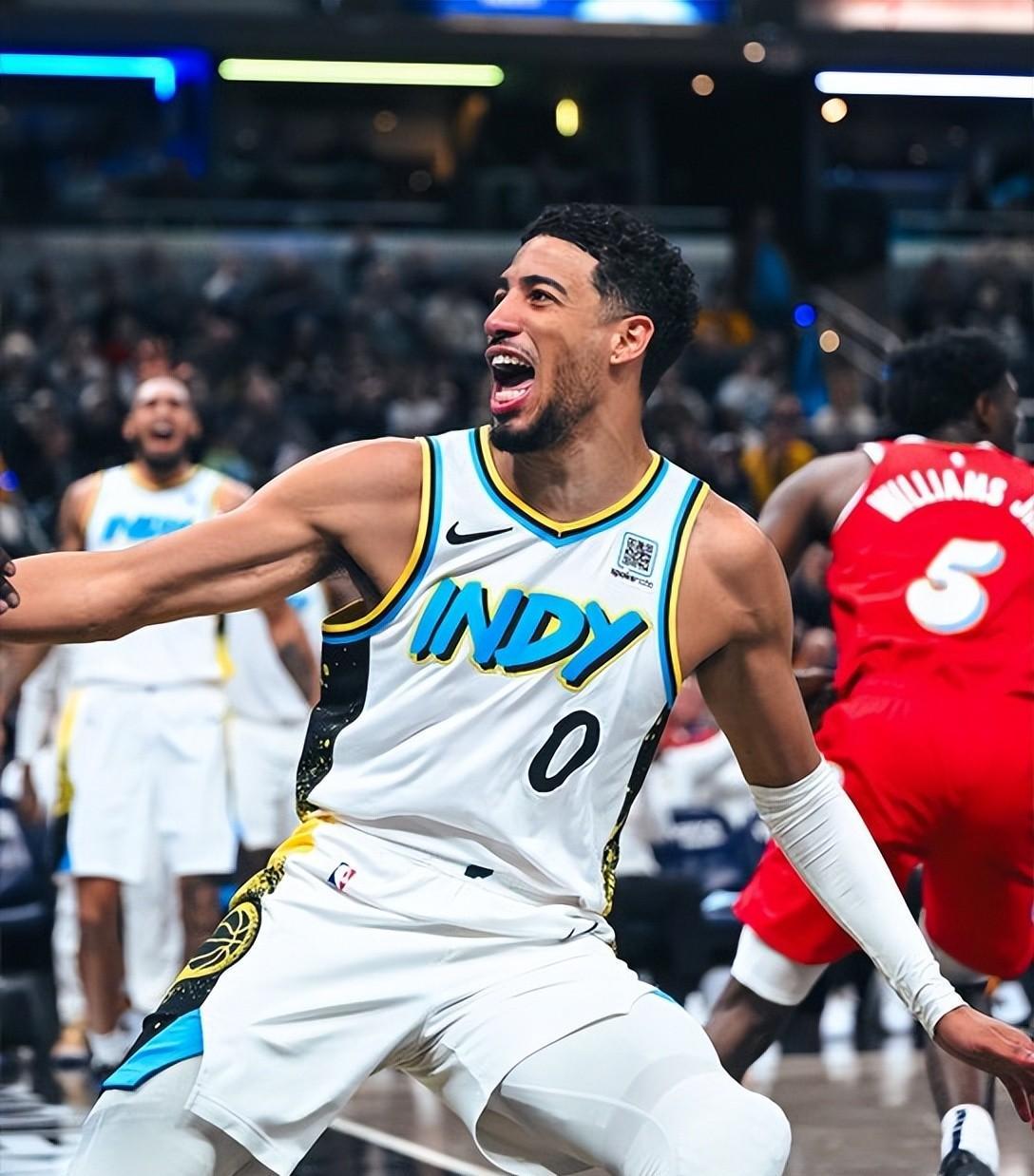 步行者客场逆转篮网,战绩保持不败 步行者客场逆转篮网,战绩保持不败