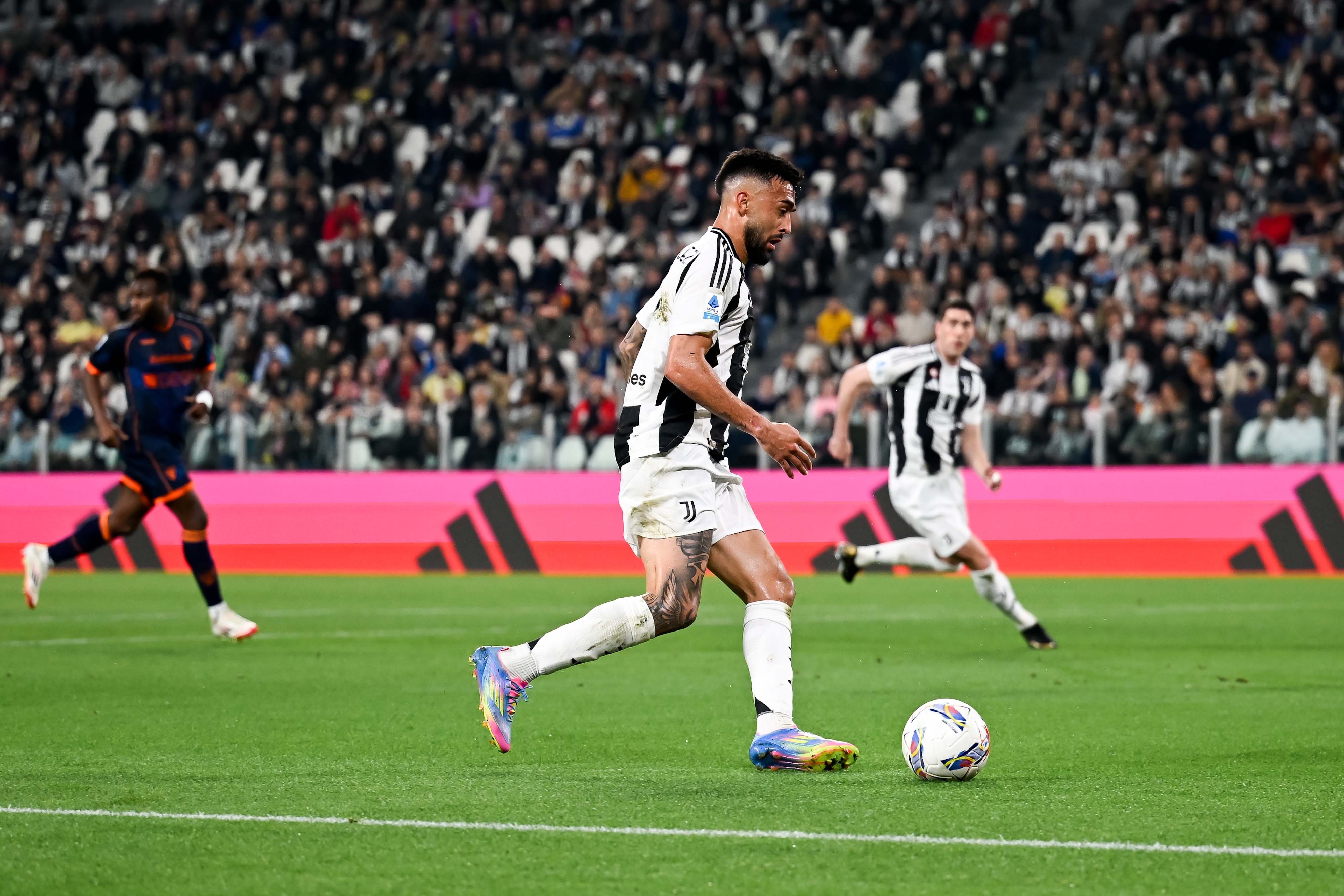 关于尤文图斯惨遭淘汰，前路未卜的信息