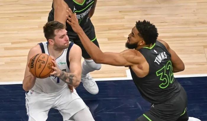 活塞胜独行侠：凯里-厄文独得分带队胜利的简单介绍