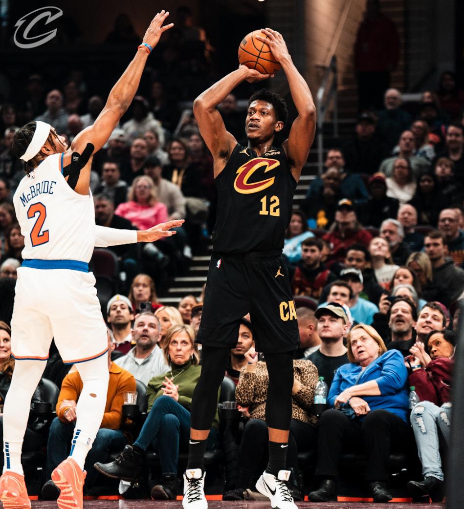 开云平台-包含尼克斯绝杀骑士，沙梅兰参战威名扬的词条