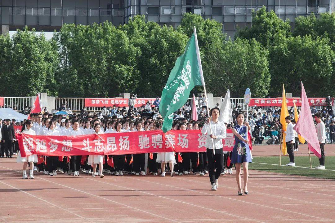 关于陕西球队斗志昂扬,一往无前的信息 关于陕西球队斗志昂扬,一往无前的信息