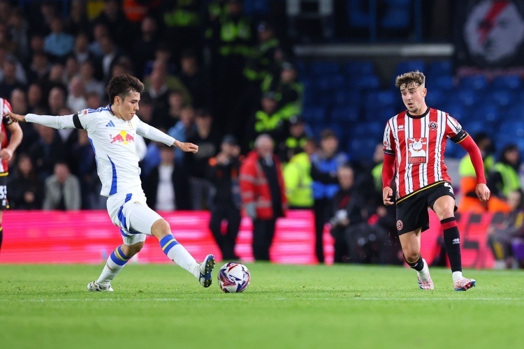 利兹联升超后表现亮眼，球队如何保持士气和状态？的简单介绍