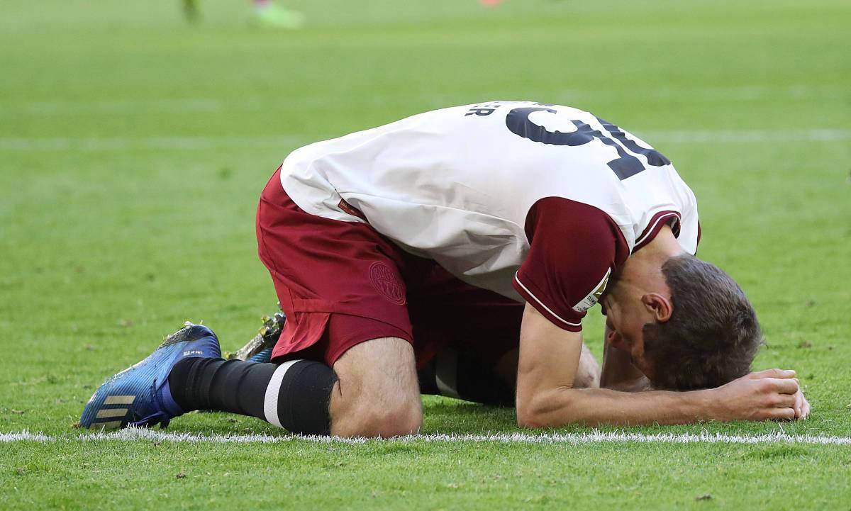 包含法兰克福客场大败,堪忧降级压力的词条 包含法兰克福客场大败,堪忧降级压力的词条