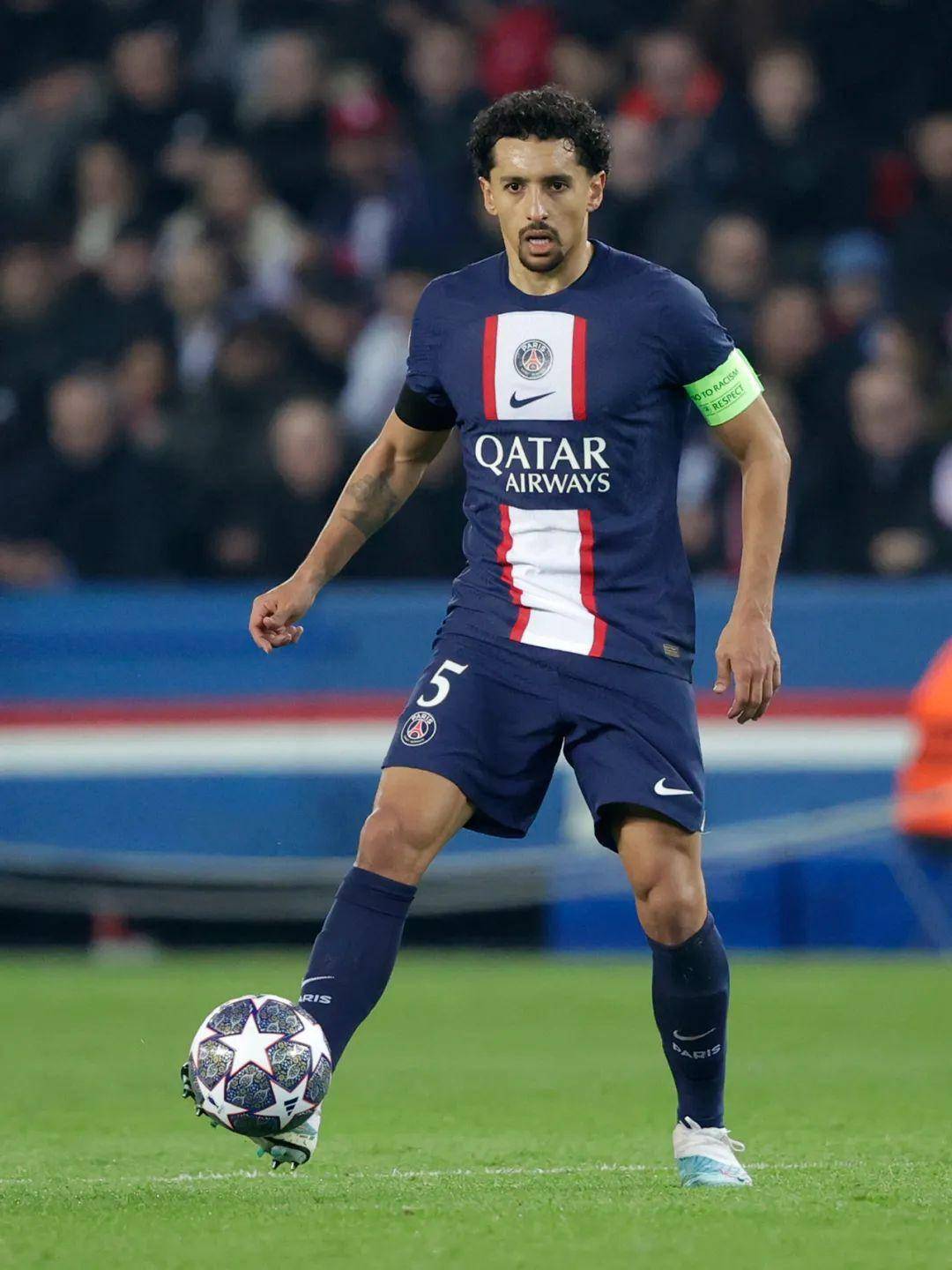 包含甘冈踢平亚眠拿下宝贵客场分数的词条