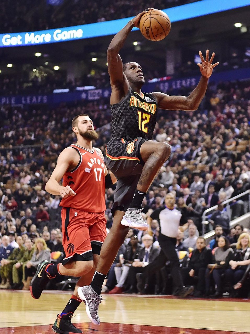 猛龙主场力克老鹰，积攒胜利势头的简单介绍