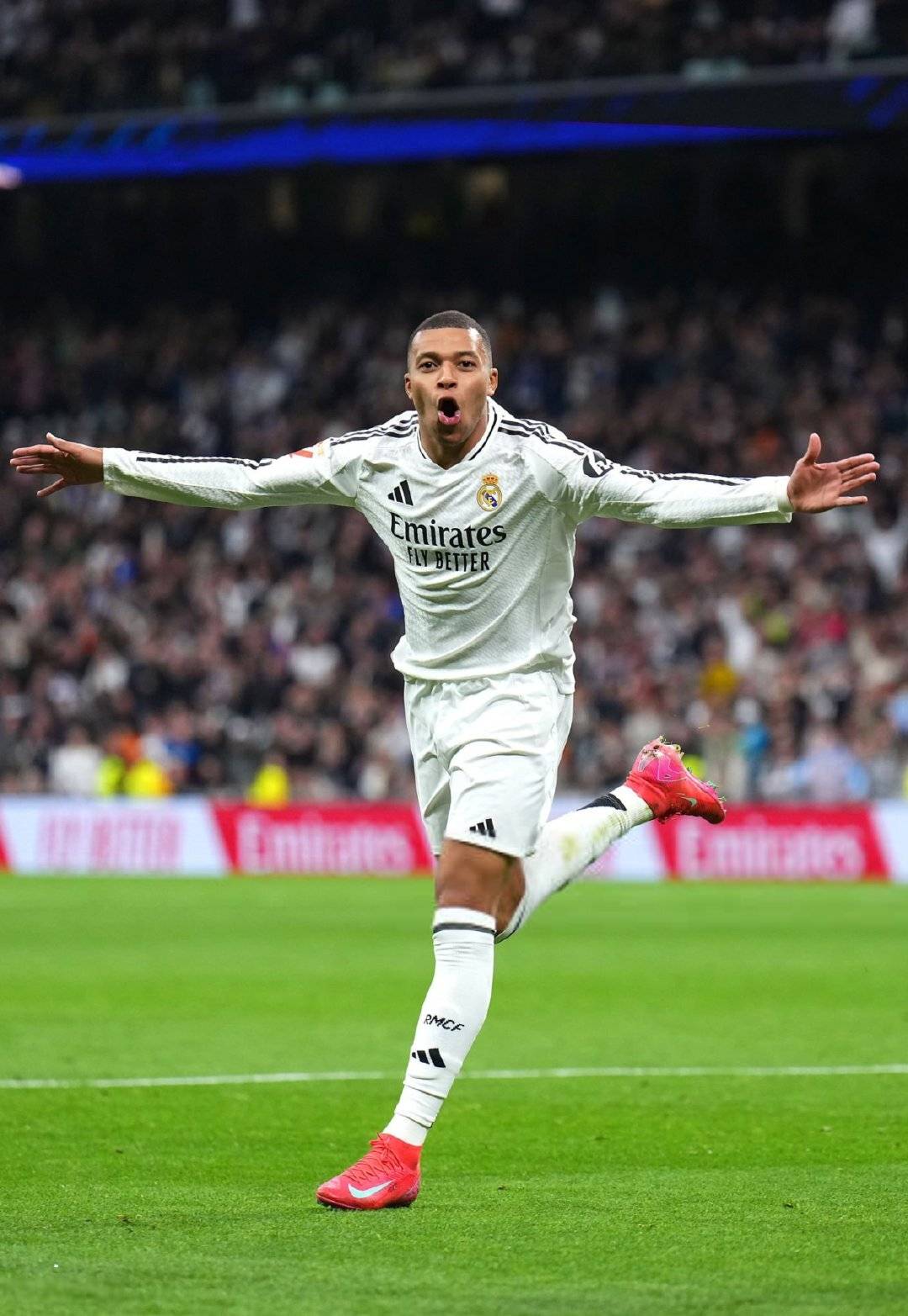 皇马主帅战术调整,球队防守或将变得更有威胁 皇马主帅战术调整,球队防守或将变得更有威胁