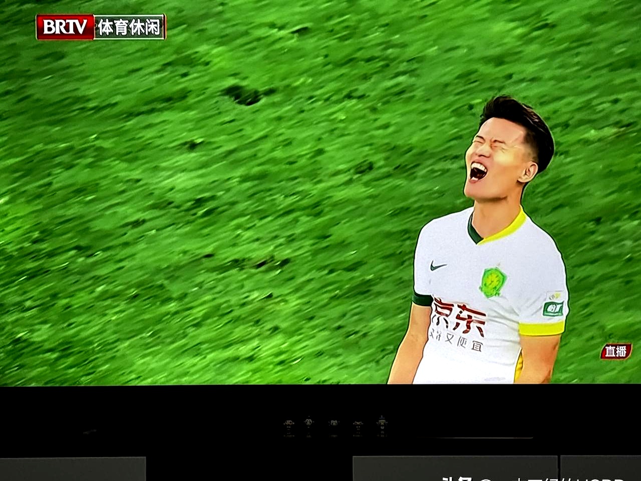 上港客场逆转,豪取连胜之势!的简单介绍 上港客场逆转,豪取连胜之势!的简单介绍