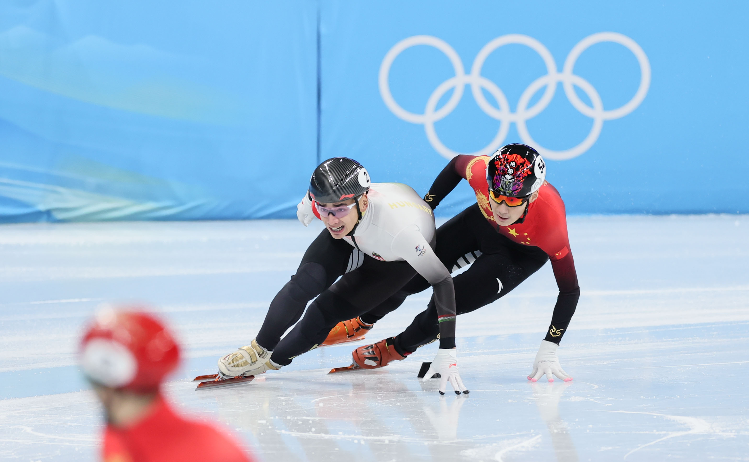 短道速滑夺冠,中国选手展现实力 短道速滑夺冠,中国选手展现实力