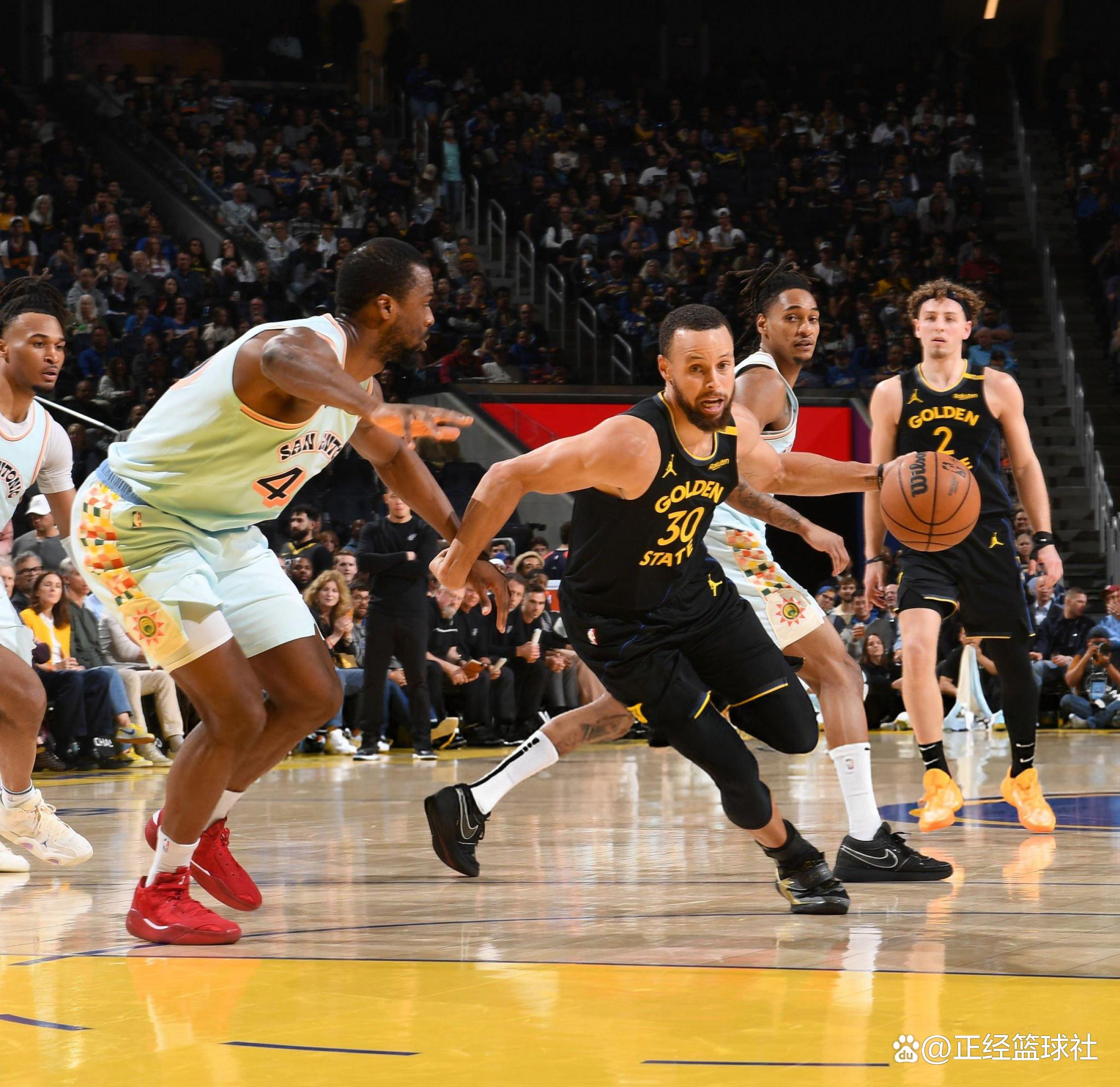 开云体育入口-勇士苦战逆转马刺，库里成为救世主