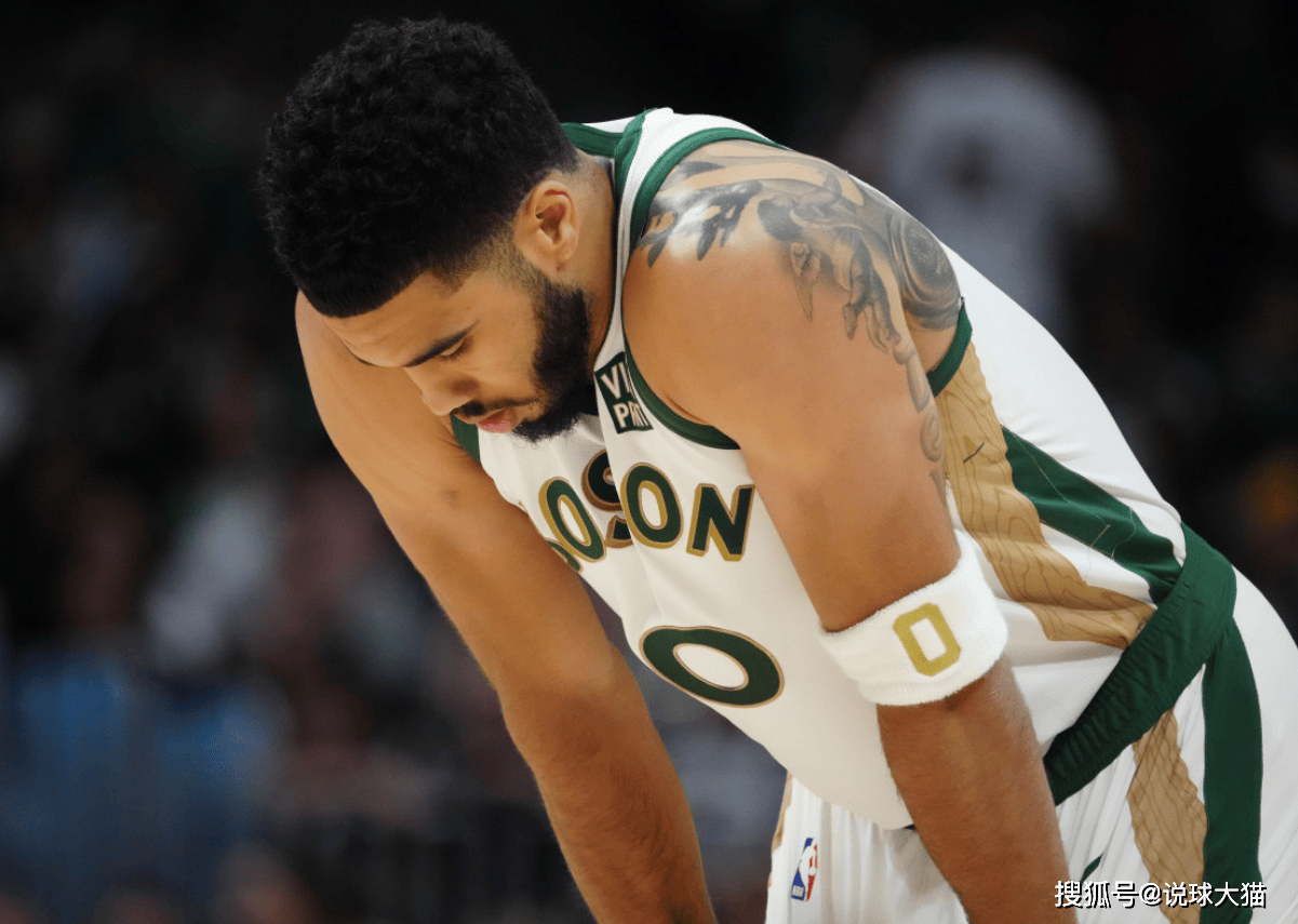 开云体育-关于凯尔特人大胜火箭，霍勒迪全场砍下30分的信息
