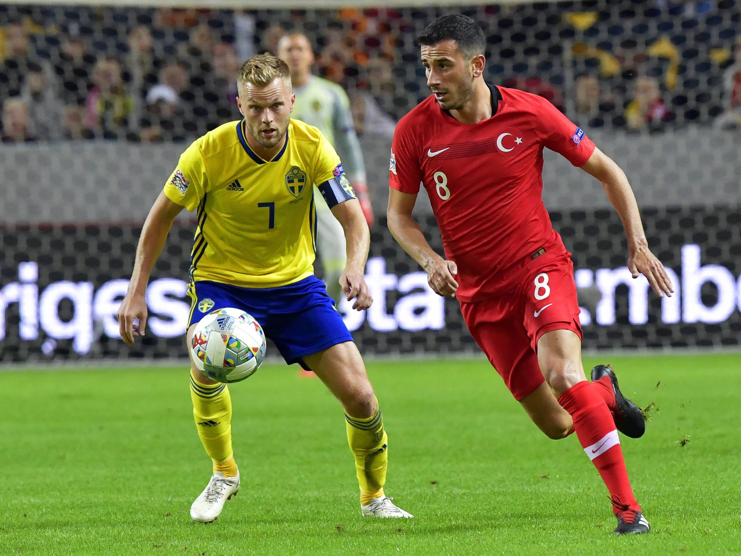 包含根兹堡主场战平斯图加特,保持不败纪录的词条 包含根兹堡主场战平斯图加特,保持不败纪录的词条