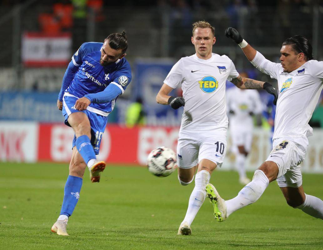 包含波鸿球队客场憾负,积分暂时停滞的词条 包含波鸿球队客场憾负,积分暂时停滞的词条