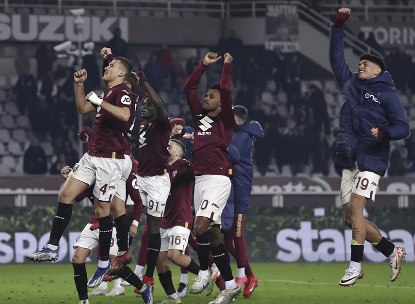 包含柏林赫塔队长因伤缺席关键比赛,对球队影响巨大的词条 包含柏林赫塔队长因伤缺席关键比赛,对球队影响巨大的词条