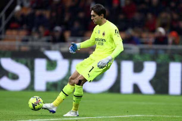 意大利足球风云再起,球员展现实力 意大利足球风云再起,球员展现实力