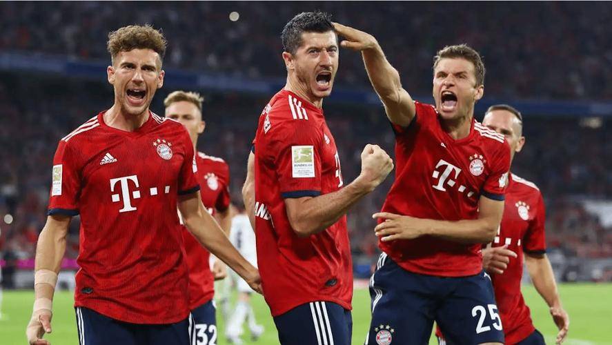 包含德国选手力压对手获得国际足球赛亚军的词条