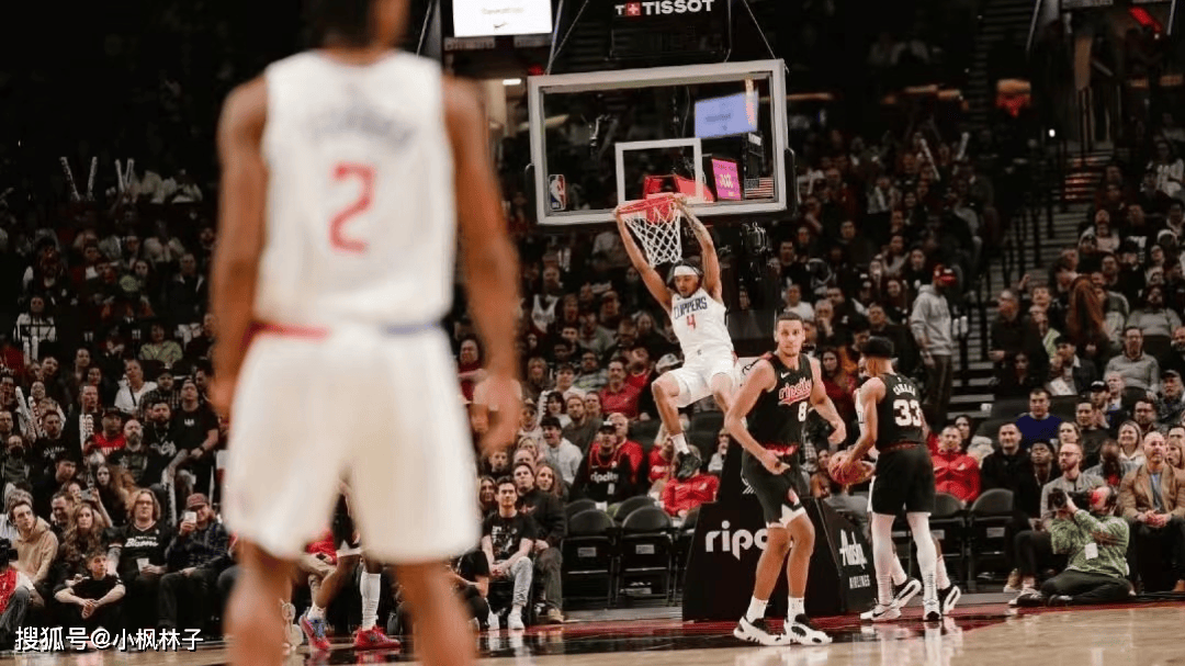 快船力克小牛晋级西部半决赛 快船力克小牛晋级西部半决赛