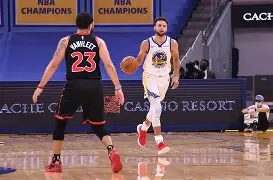 勇士苦战雄鹿,康宇砍下28分 勇士苦战雄鹿,康宇砍下28分