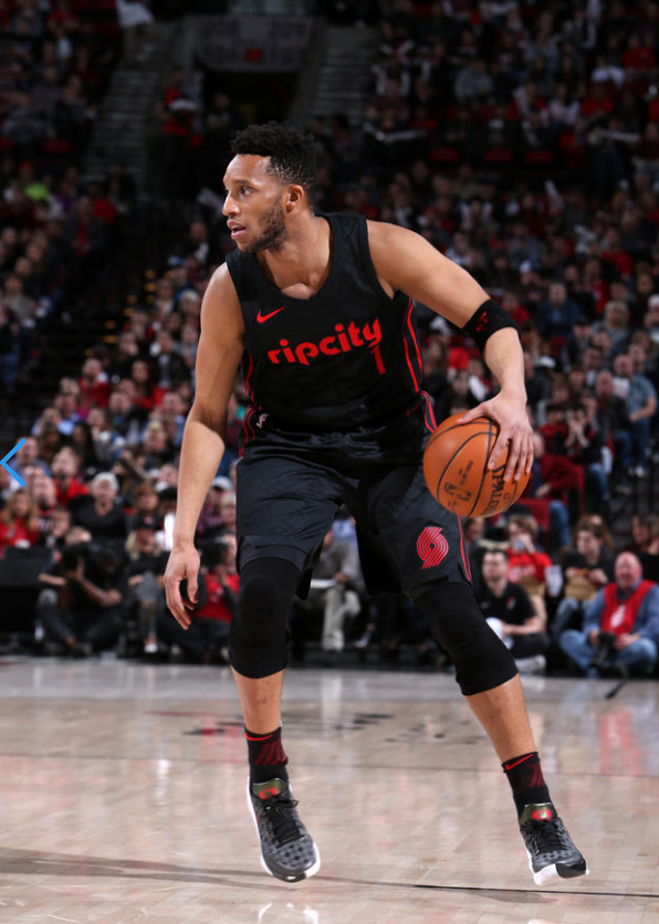 开云体育app-开拓者横扫黄蜂，利拉德独得32分