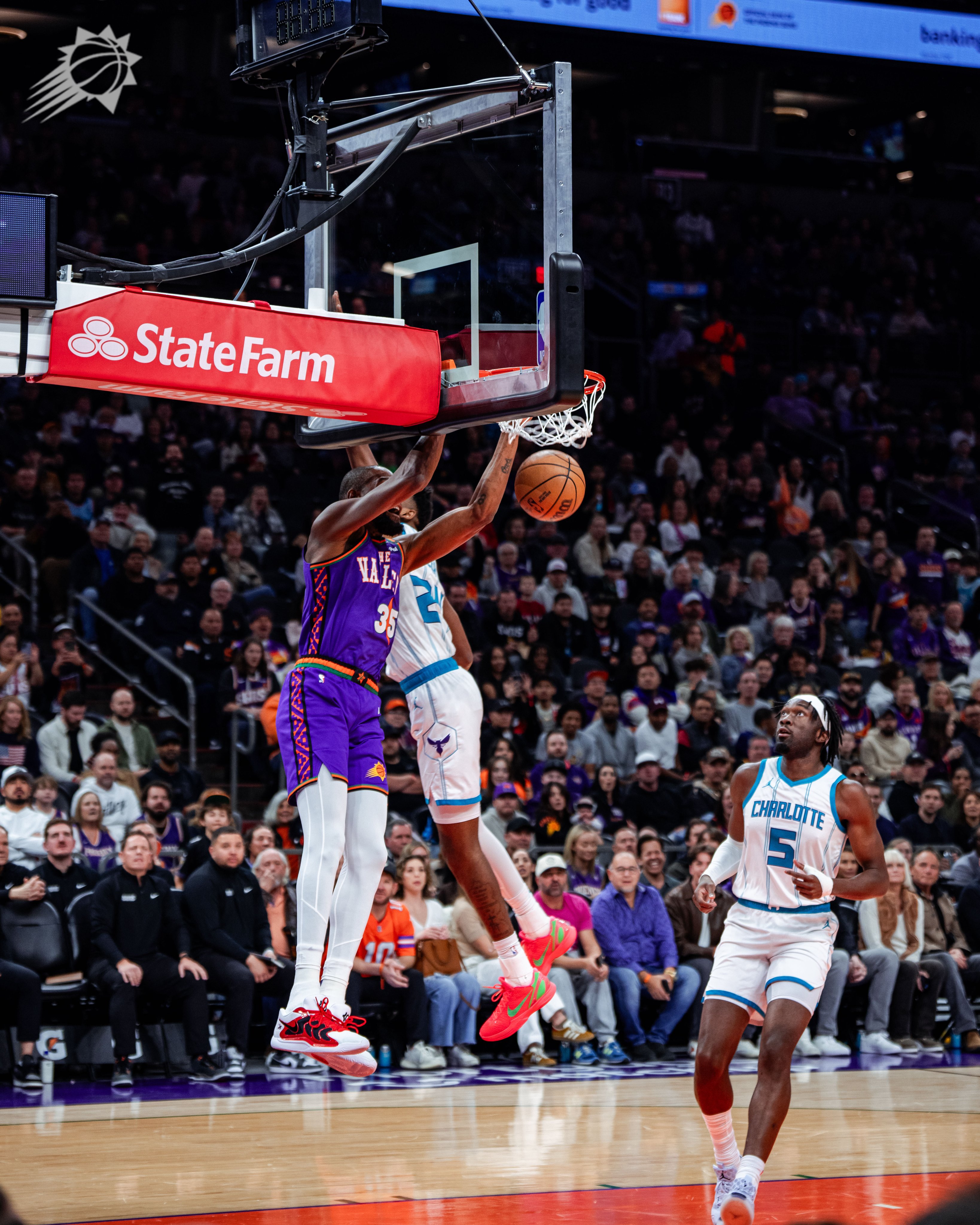 黄蜂不敌凯尔特人,遭遇两连败 黄蜂不敌凯尔特人,遭遇两连败